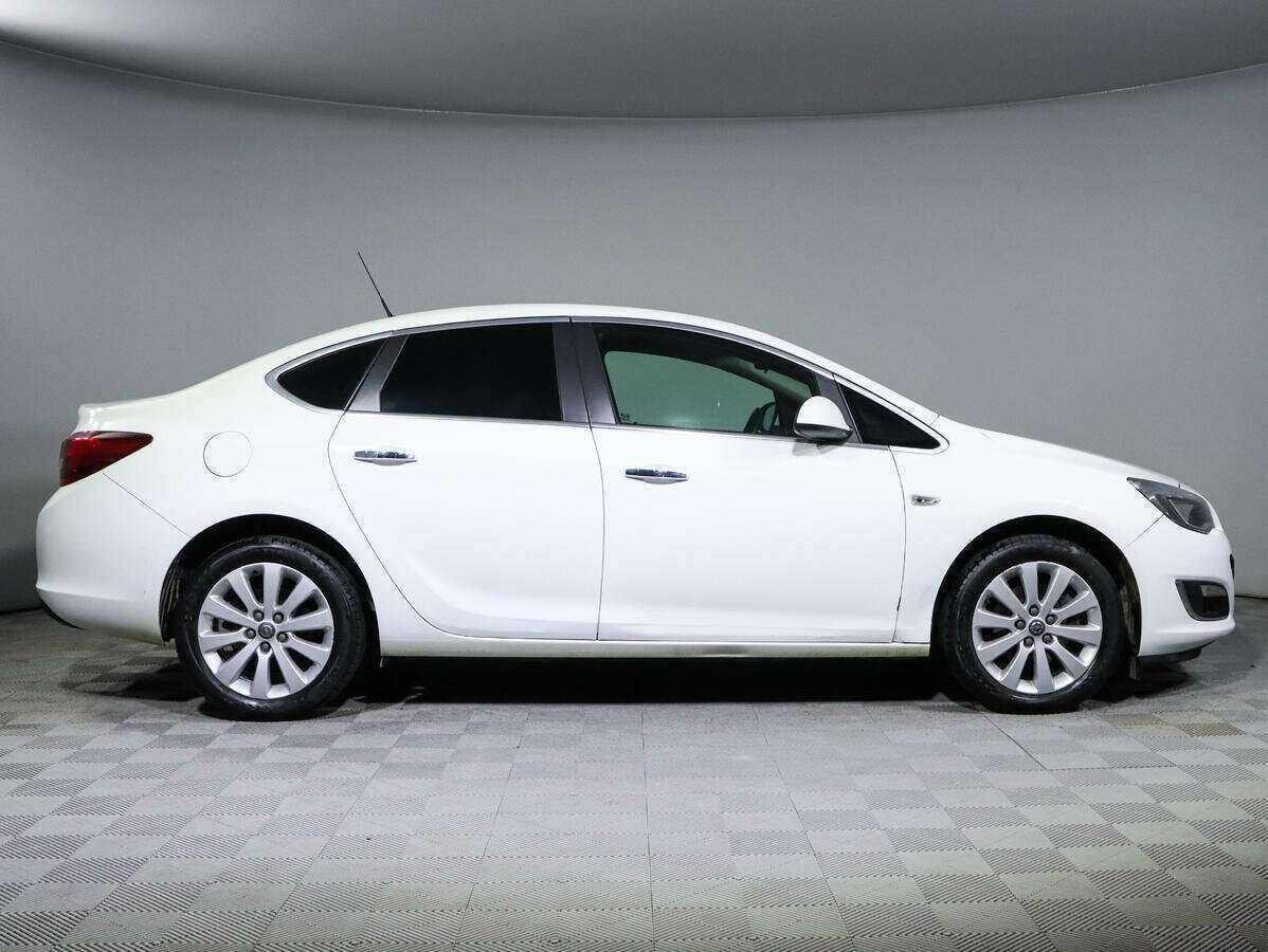 Opel Astra, 2013 - Фото №3