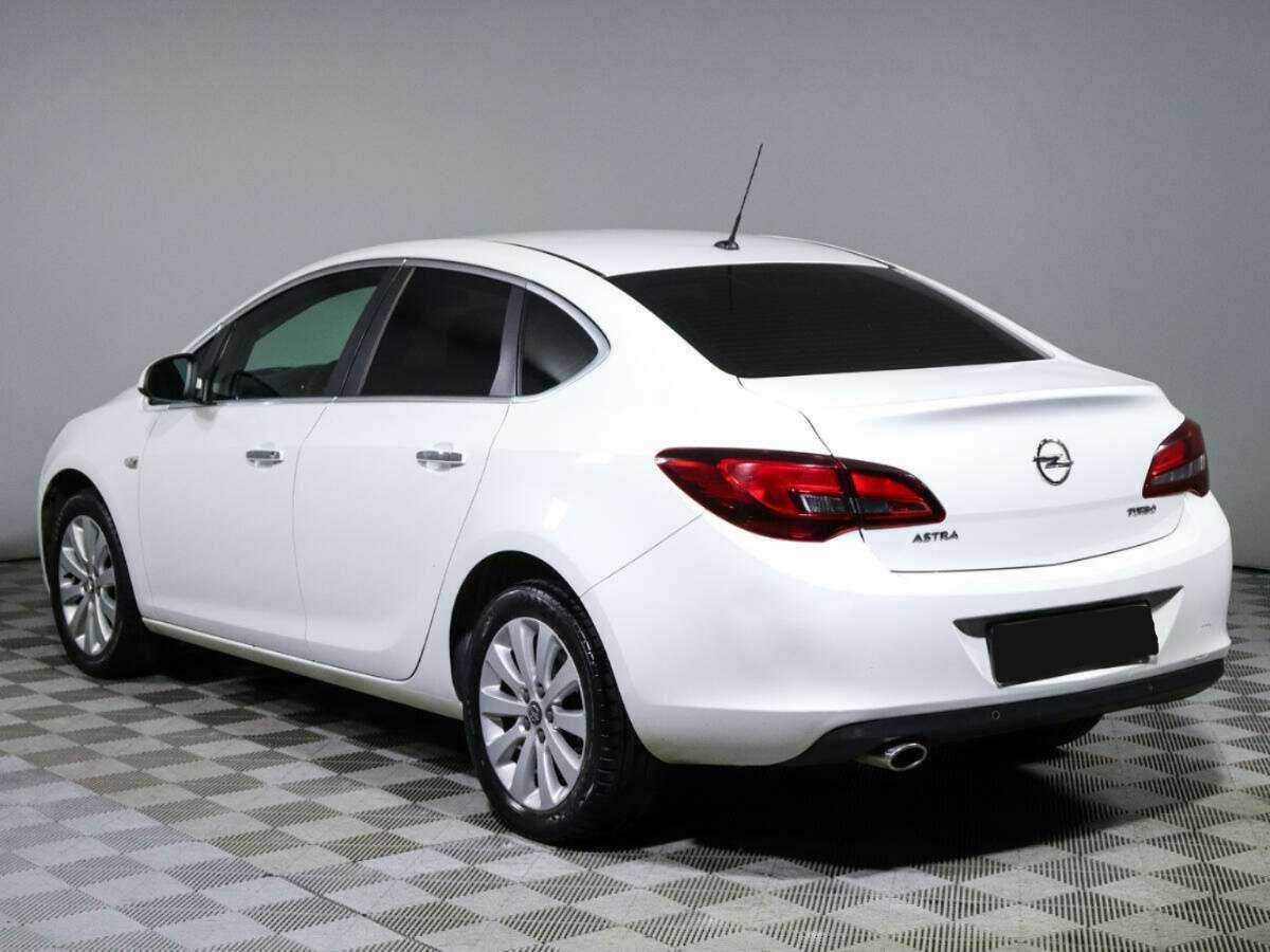 Opel Astra, 2013 - Фото №6