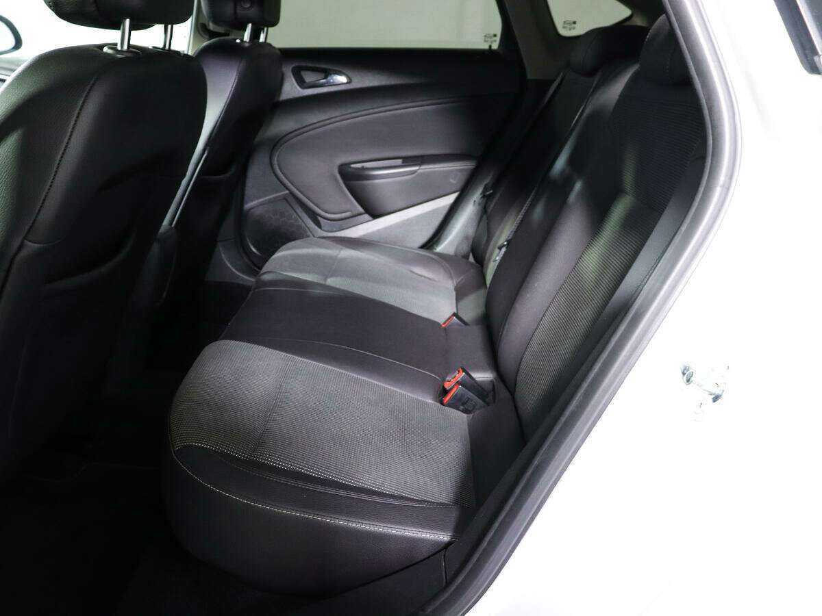 Opel Astra, 2013 - Фото №9