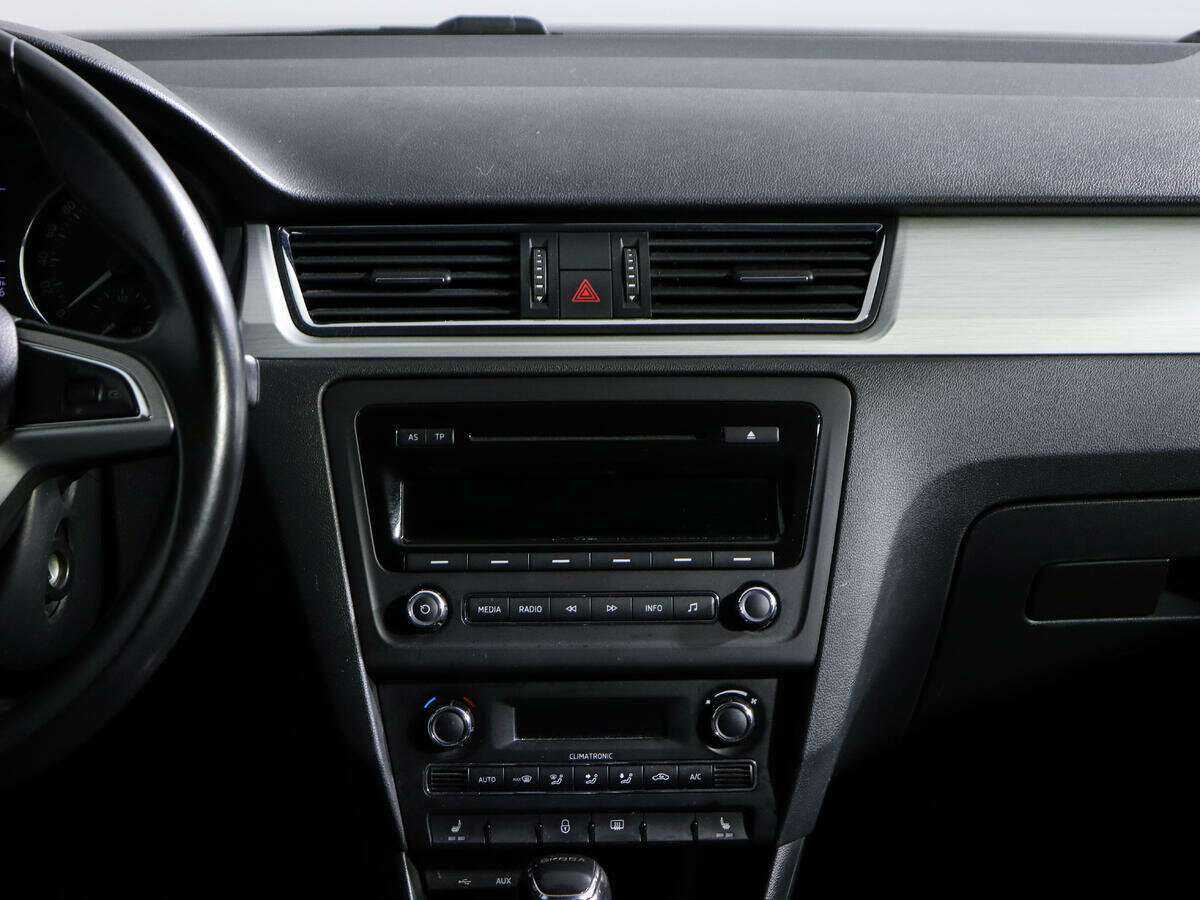 Skoda Rapid, 2014 - Фото №11