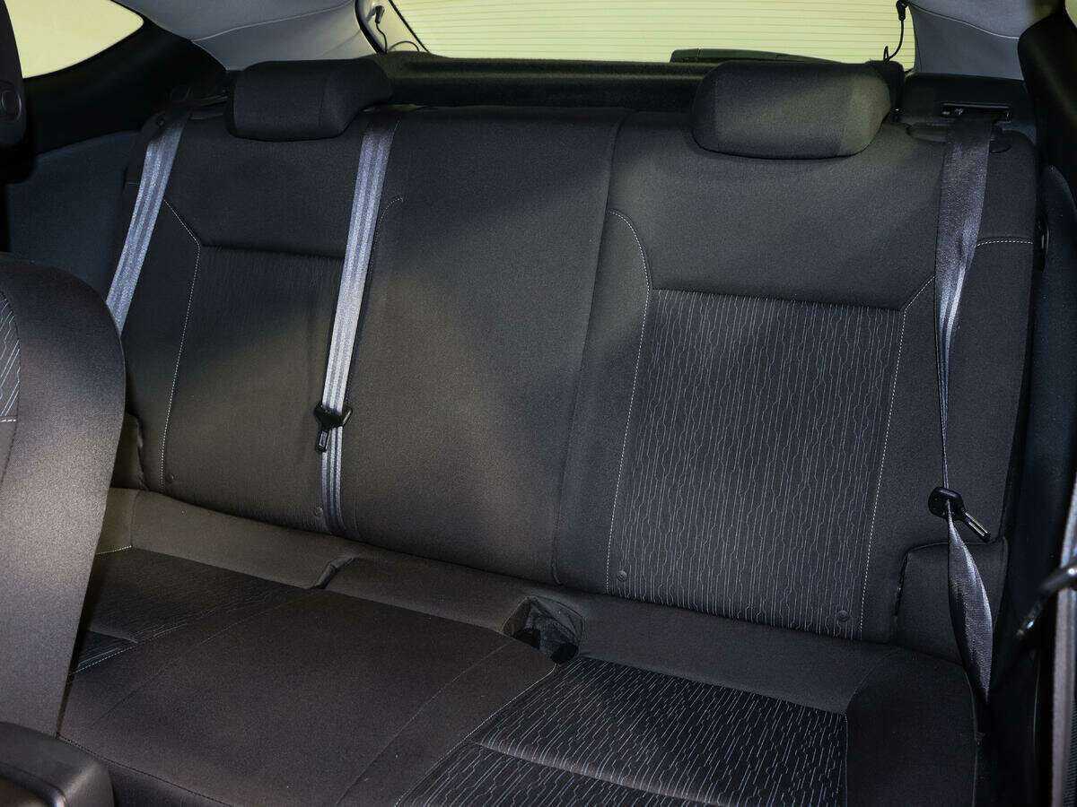 Opel Astra GTC, 2014 - Фото №9