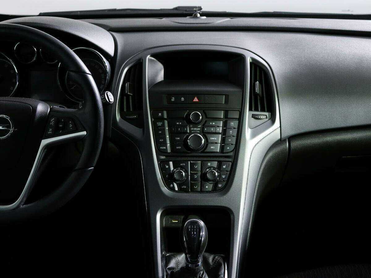 Opel Astra GTC, 2014 - Фото №12