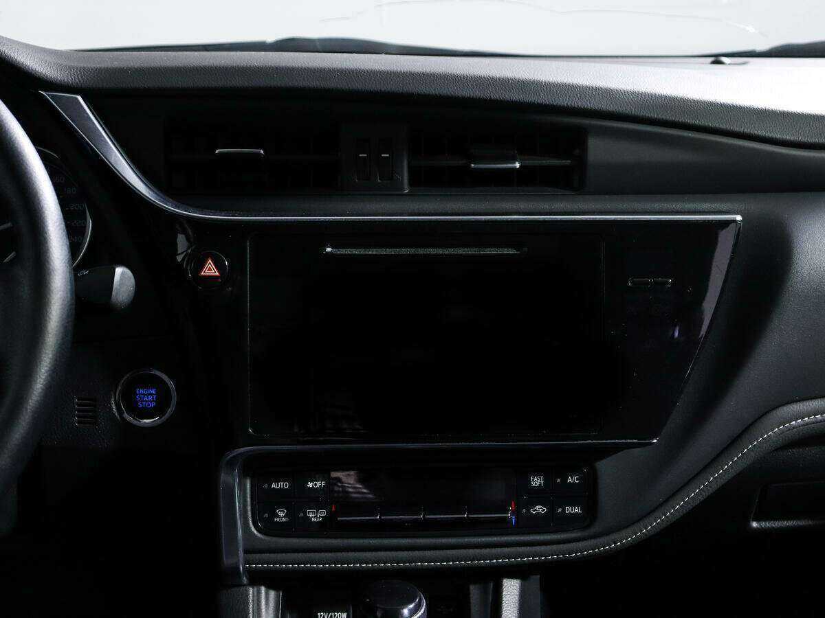 Toyota Corolla, 2018 - Фото №9