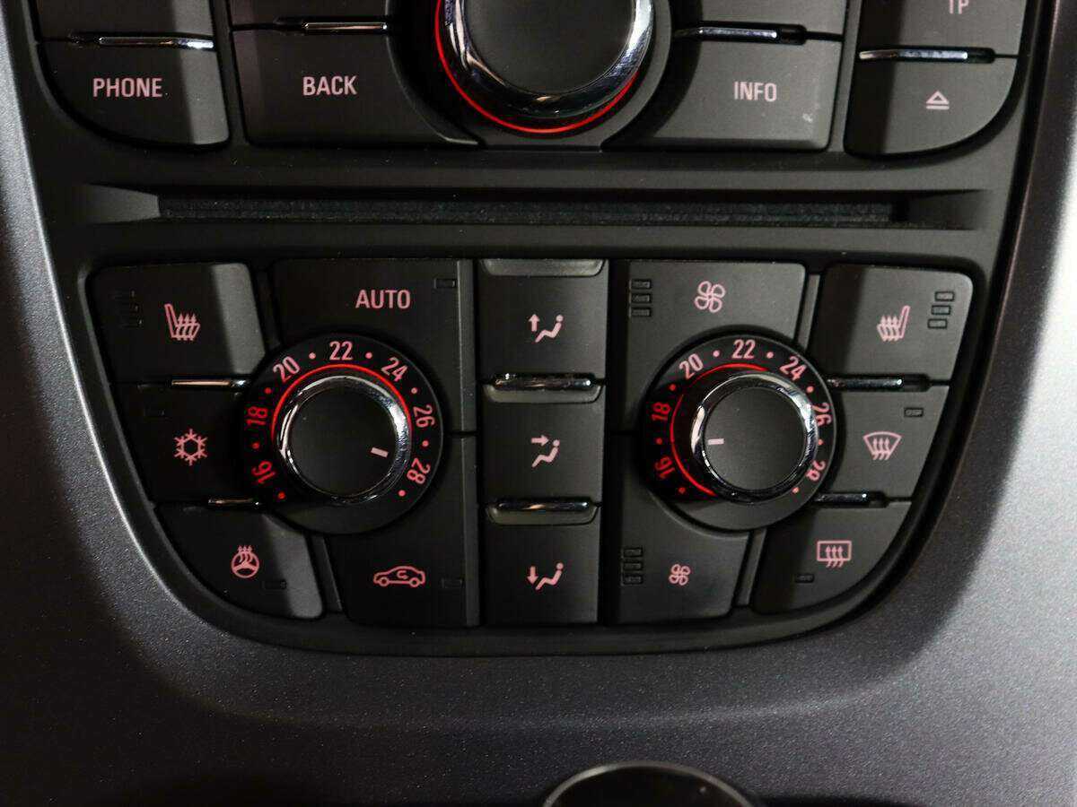 Opel Astra, 2014 - Фото №17