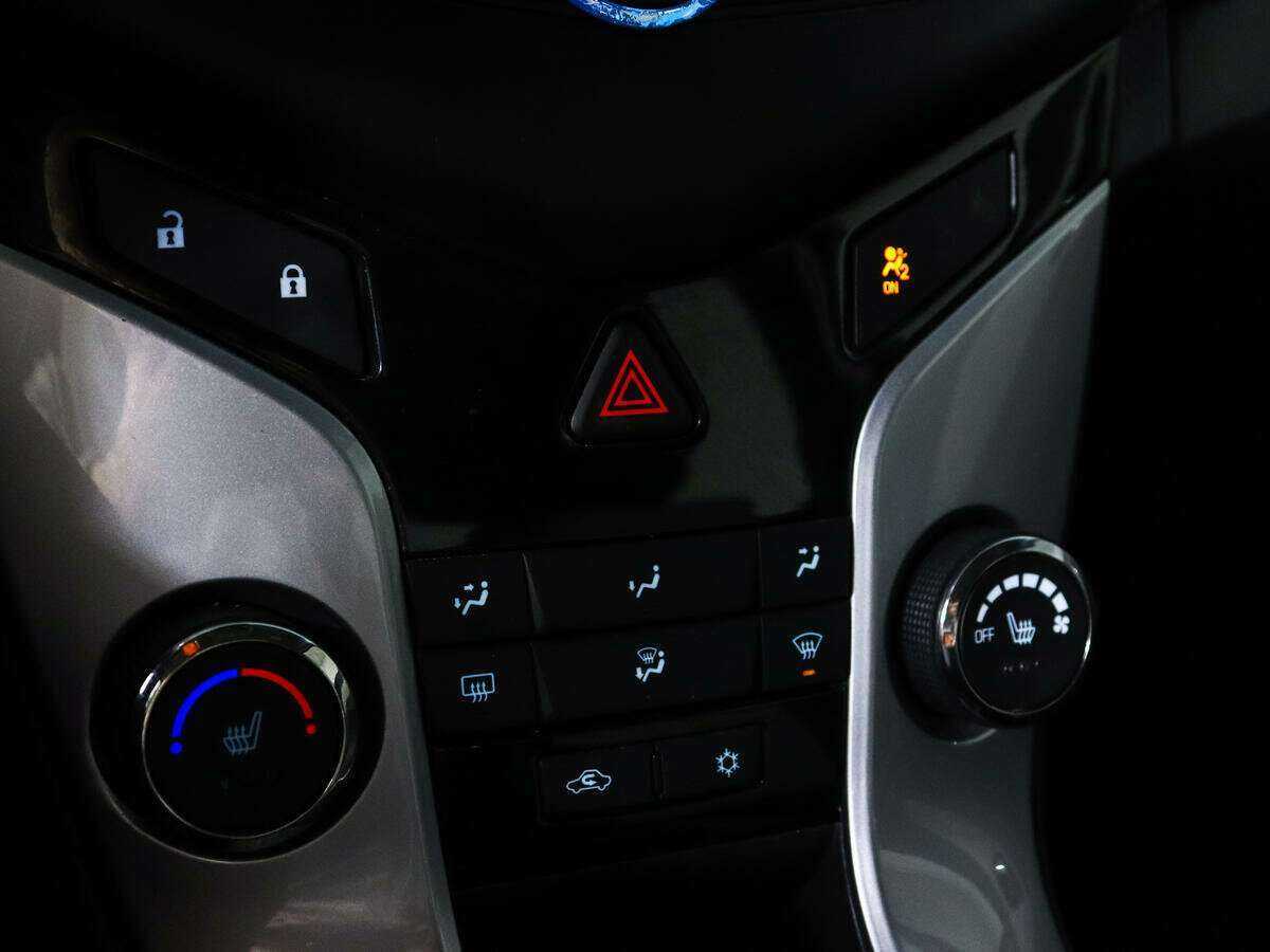 Chevrolet Cruze, 2013 - Фото №12