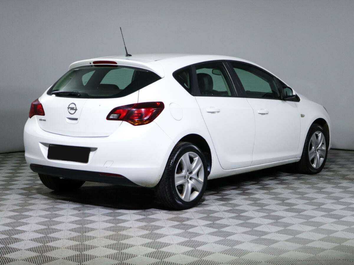 Opel Astra, 2012 - Фото №3