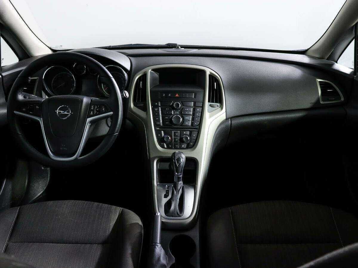 Opel Astra, 2012 - Фото №9