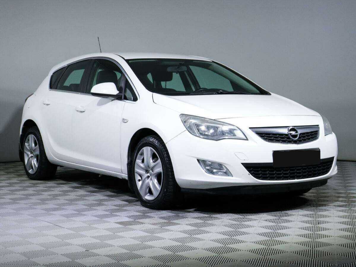 Opel Astra, 2012 - Фото №2