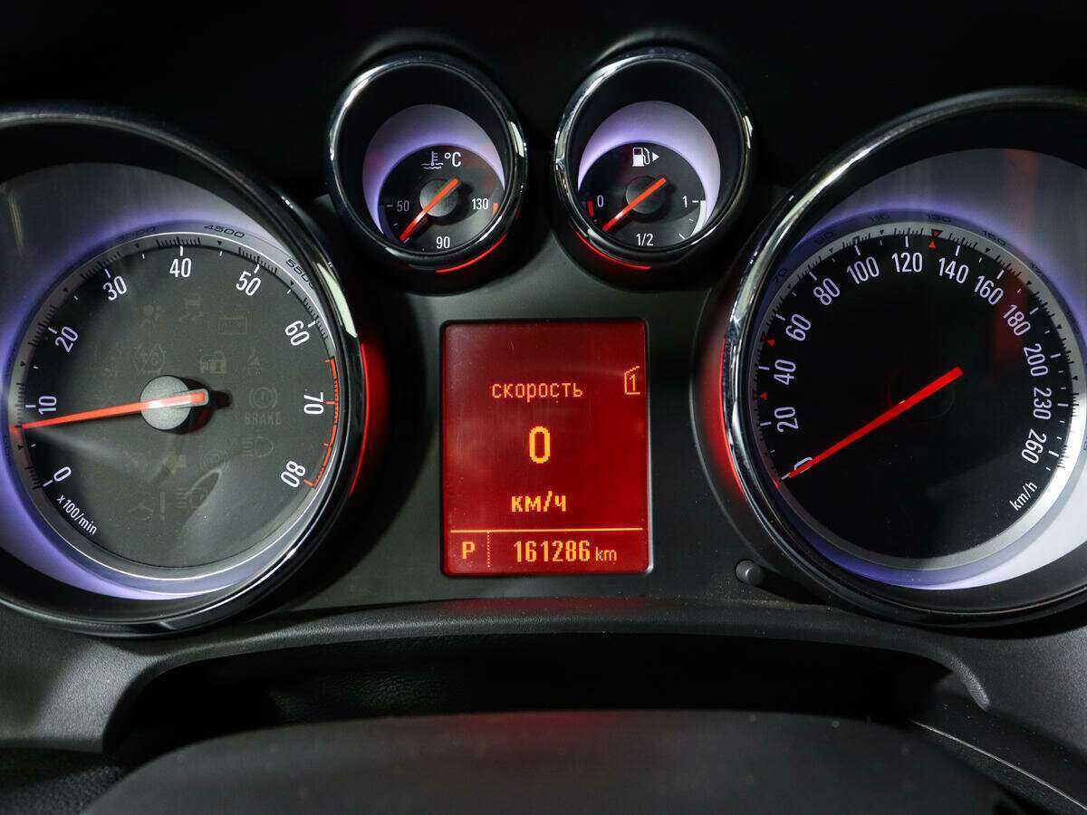 Opel Astra, 2012 - Фото №10