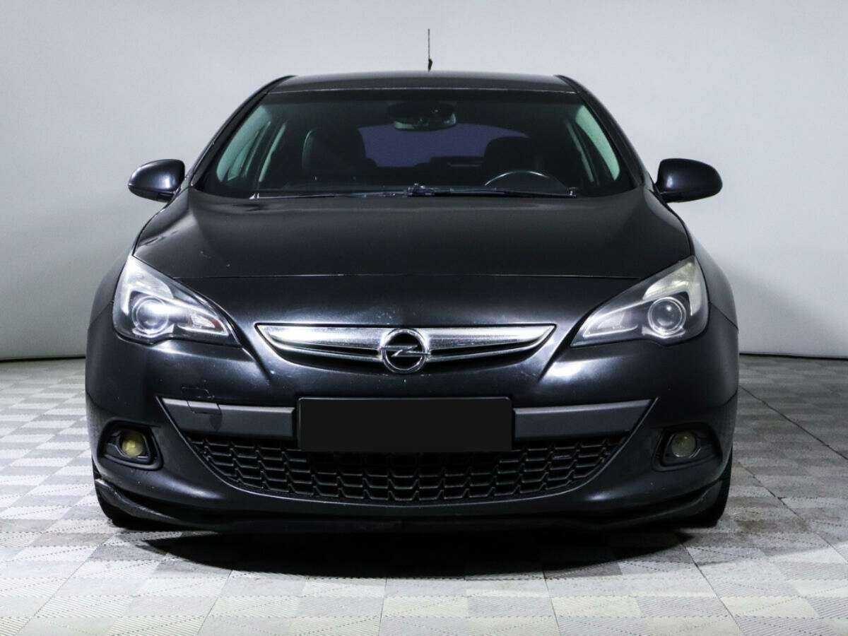 Opel Astra GTC, 2013 - Фото №1