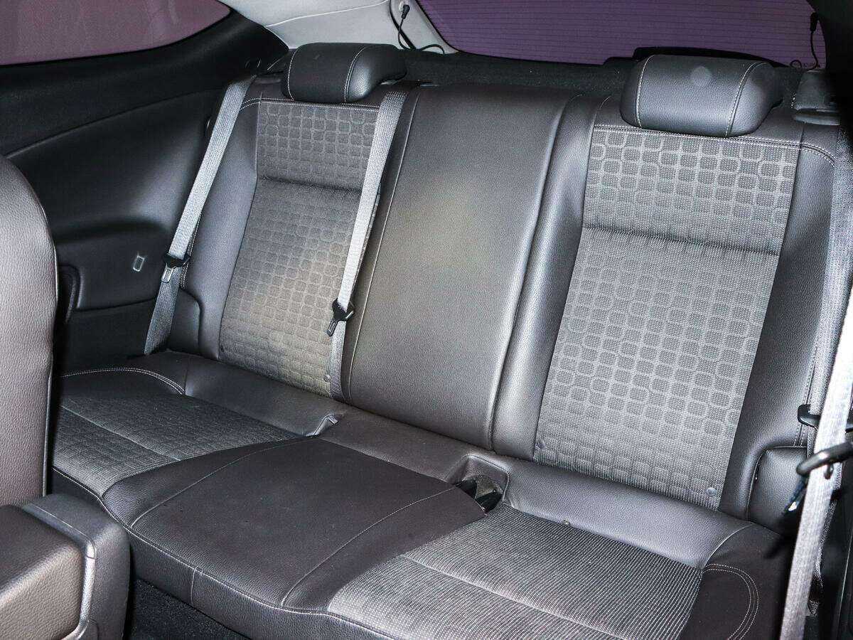 Opel Astra GTC, 2013 - Фото №9