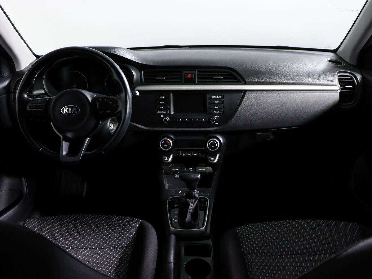 Kia Rio X-Line, 2018 - Фото №10