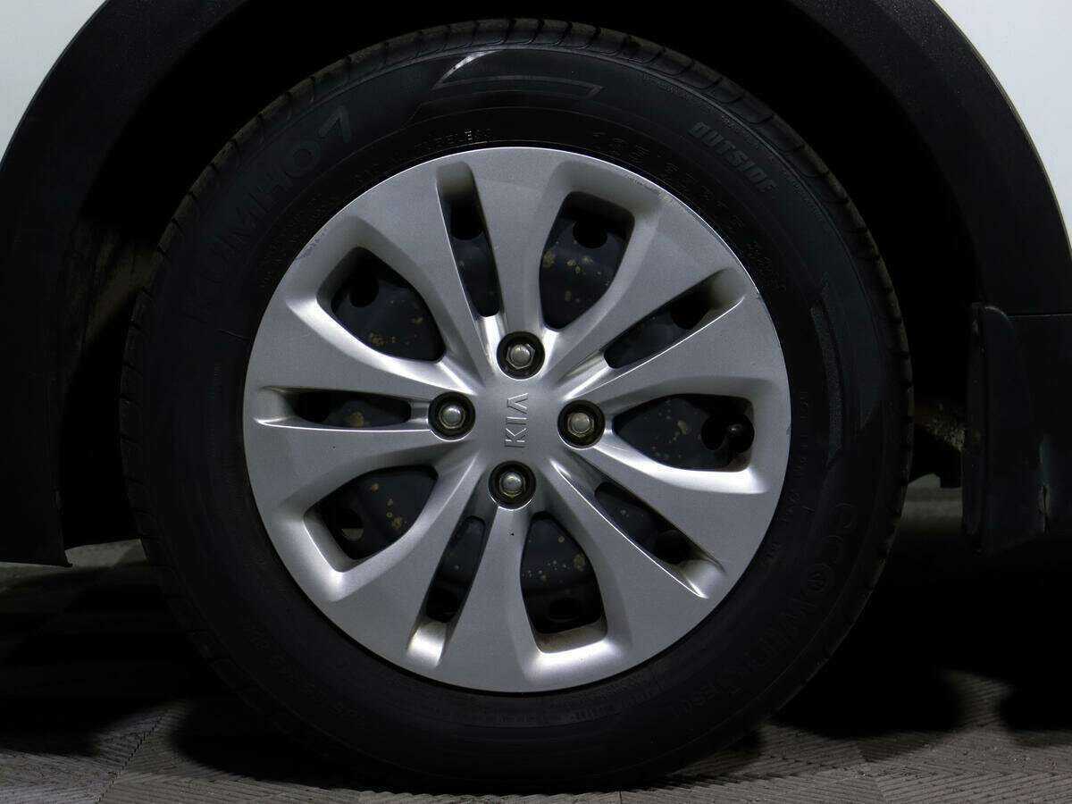 Kia Rio X-Line, 2018 - Фото №13