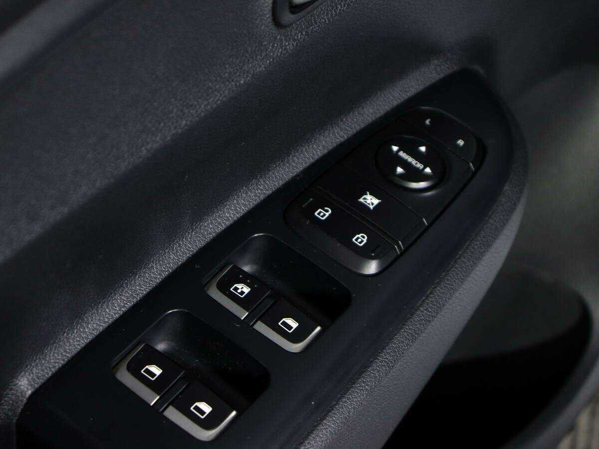 Kia Rio X-Line, 2018 - Фото №14