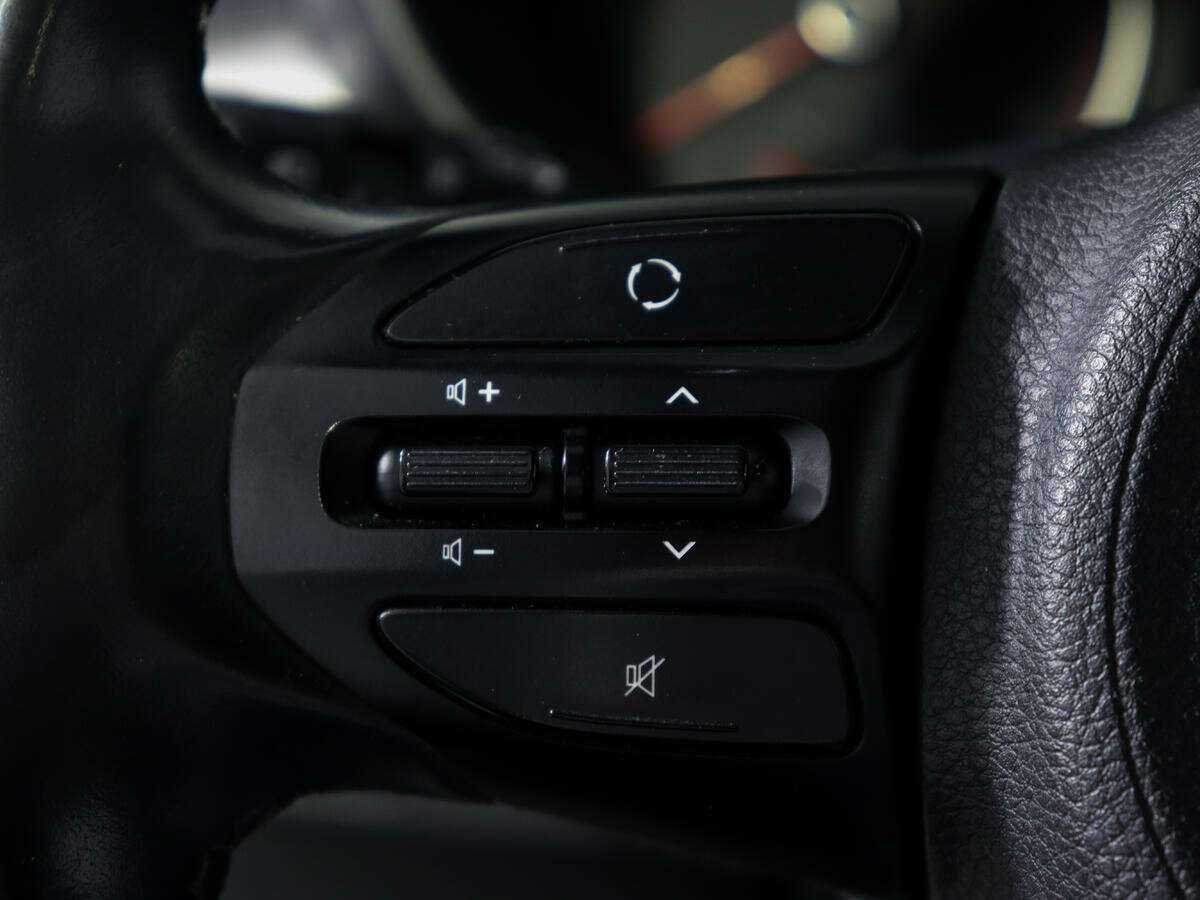 Kia Rio X-Line, 2018 - Фото №16