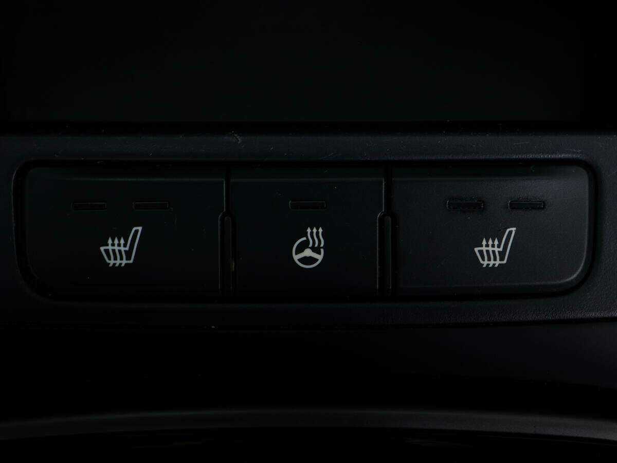 Kia Rio X-Line, 2018 - Фото №17