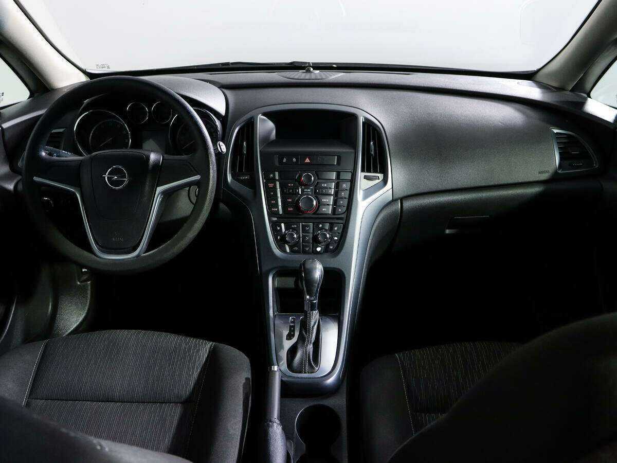 Opel Astra, 2012 - Фото №10