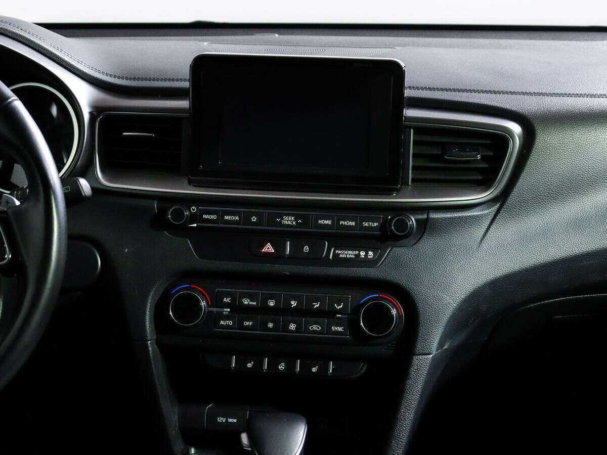 Kia Ceed, 2018 - Фото №10