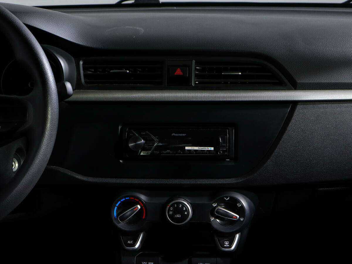 Kia Rio, 2017 - Фото №10