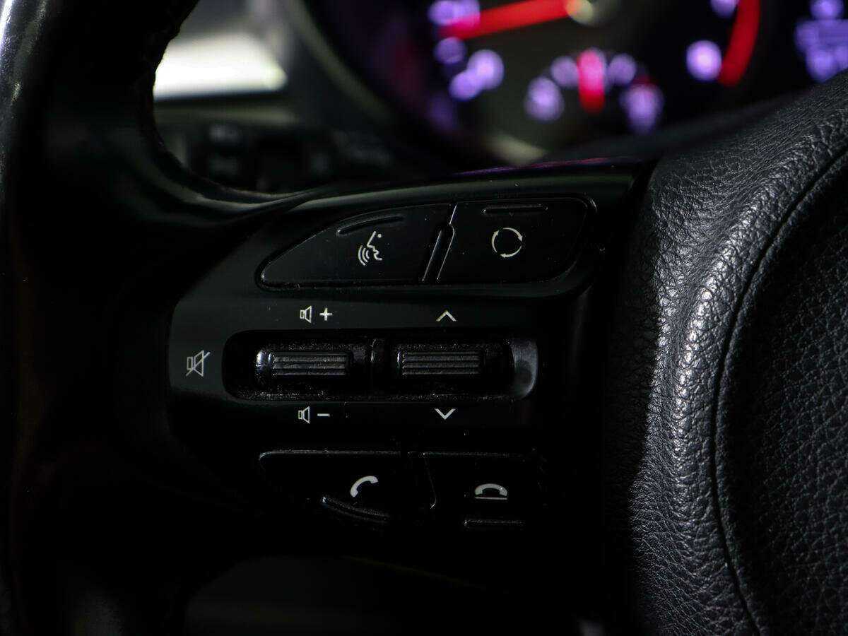 Kia Rio X-Line, 2018 - Фото №15