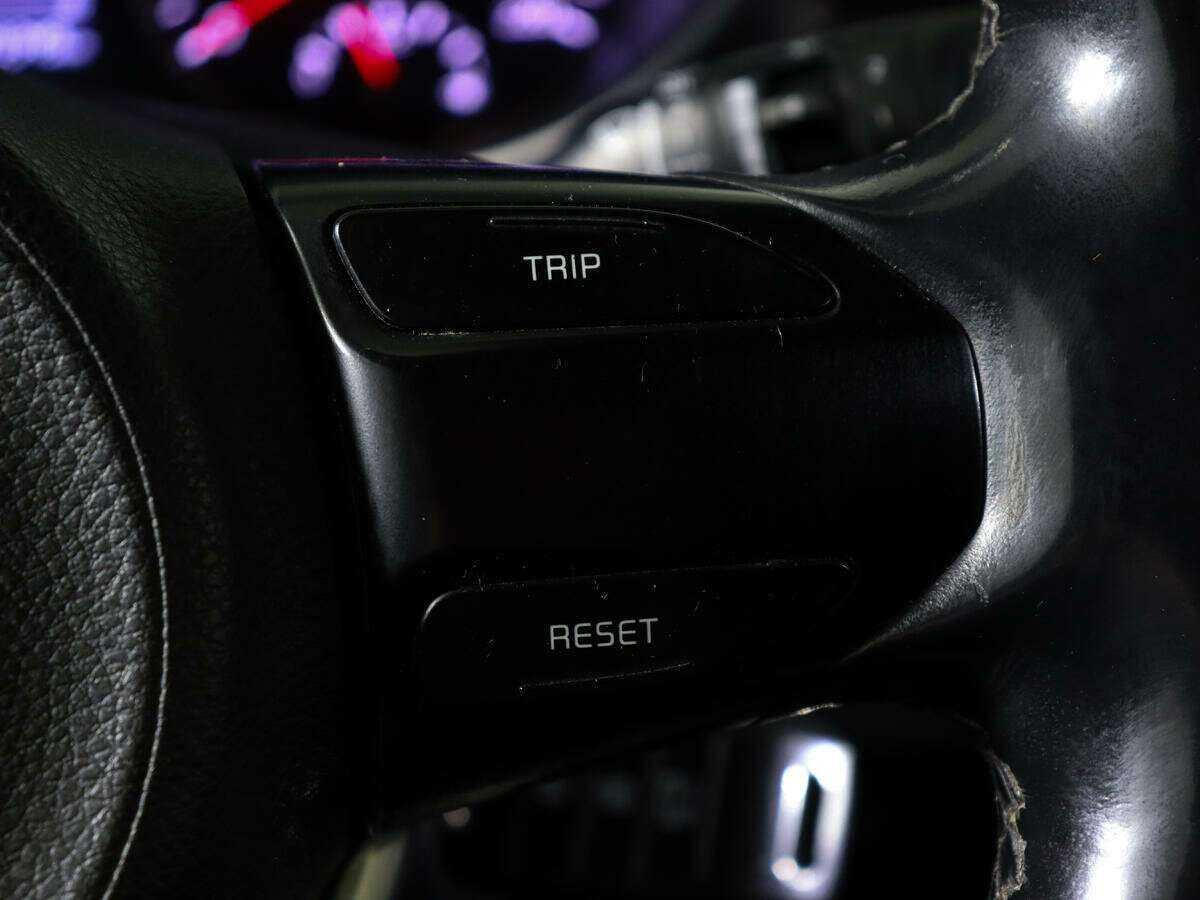 Kia Rio X-Line, 2018 - Фото №16