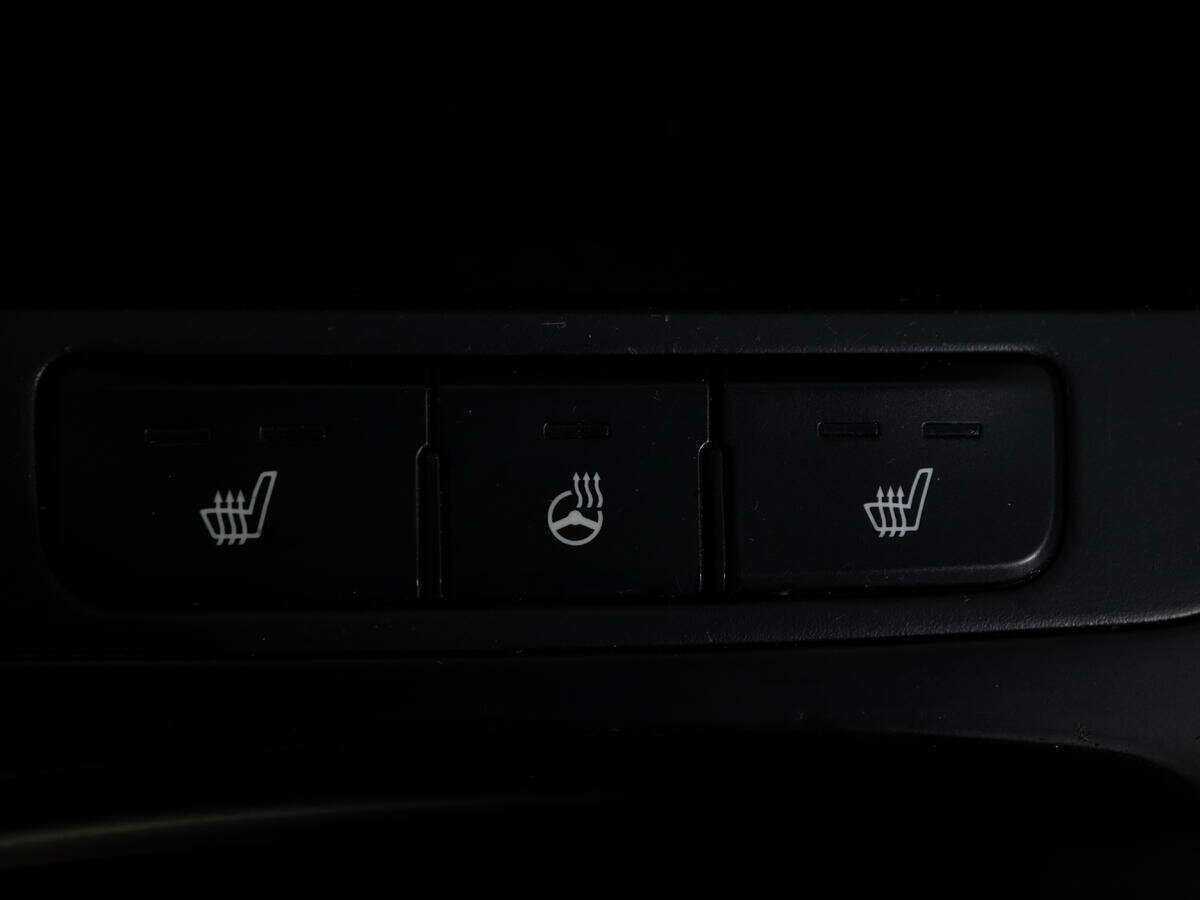 Kia Rio X-Line, 2018 - Фото №17