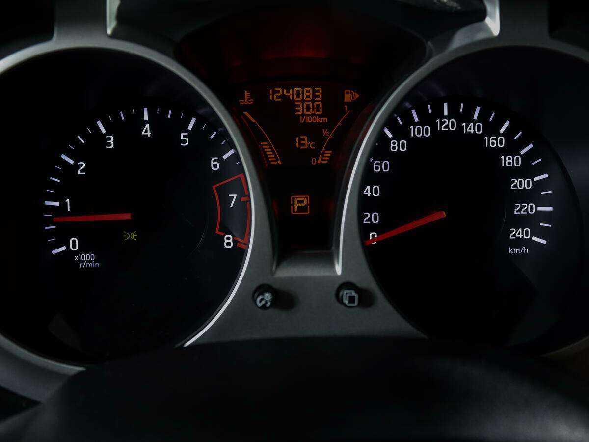 Nissan Juke, 2012 - Фото №10