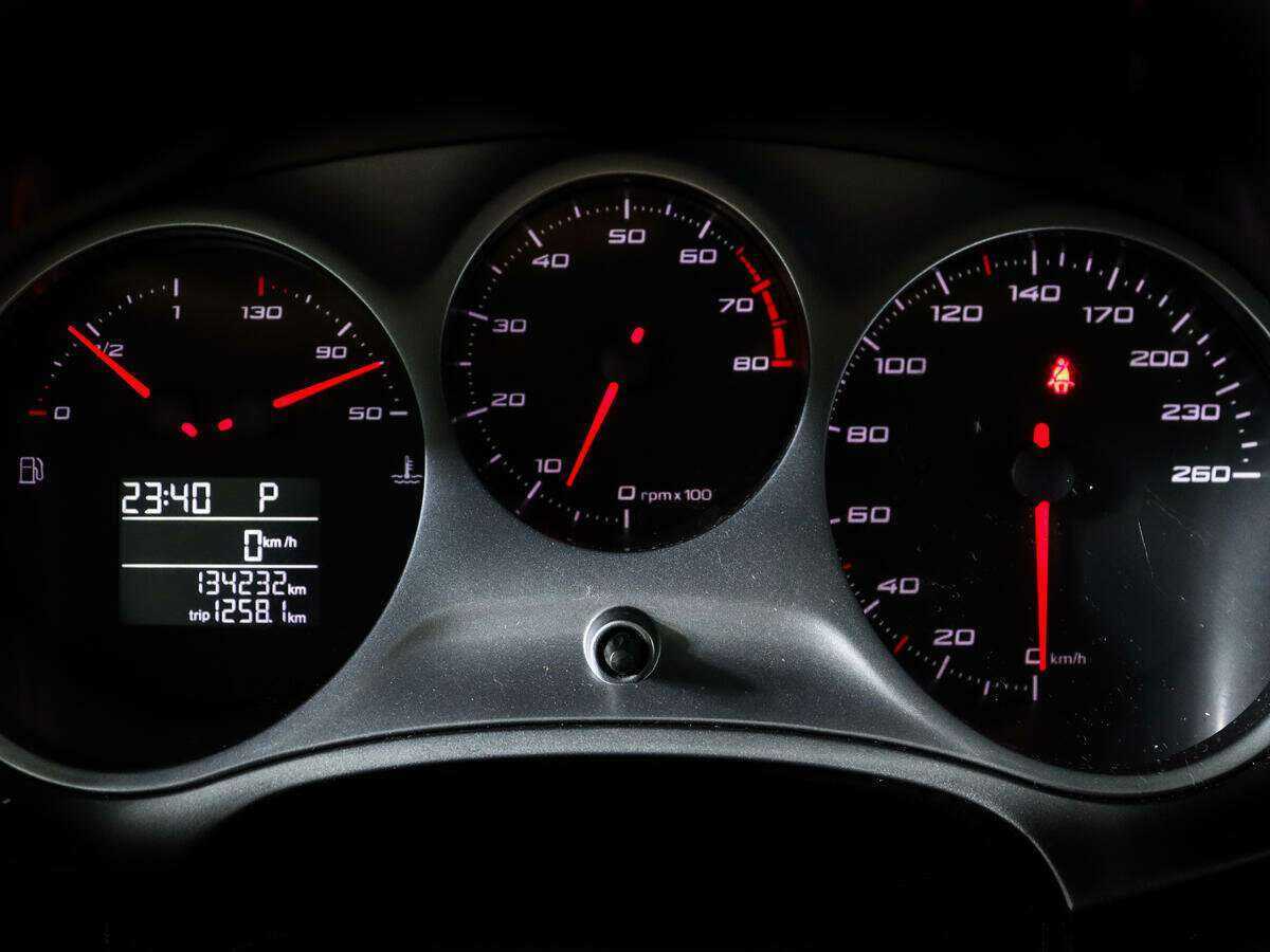 SEAT Leon, 2012 - Фото №8