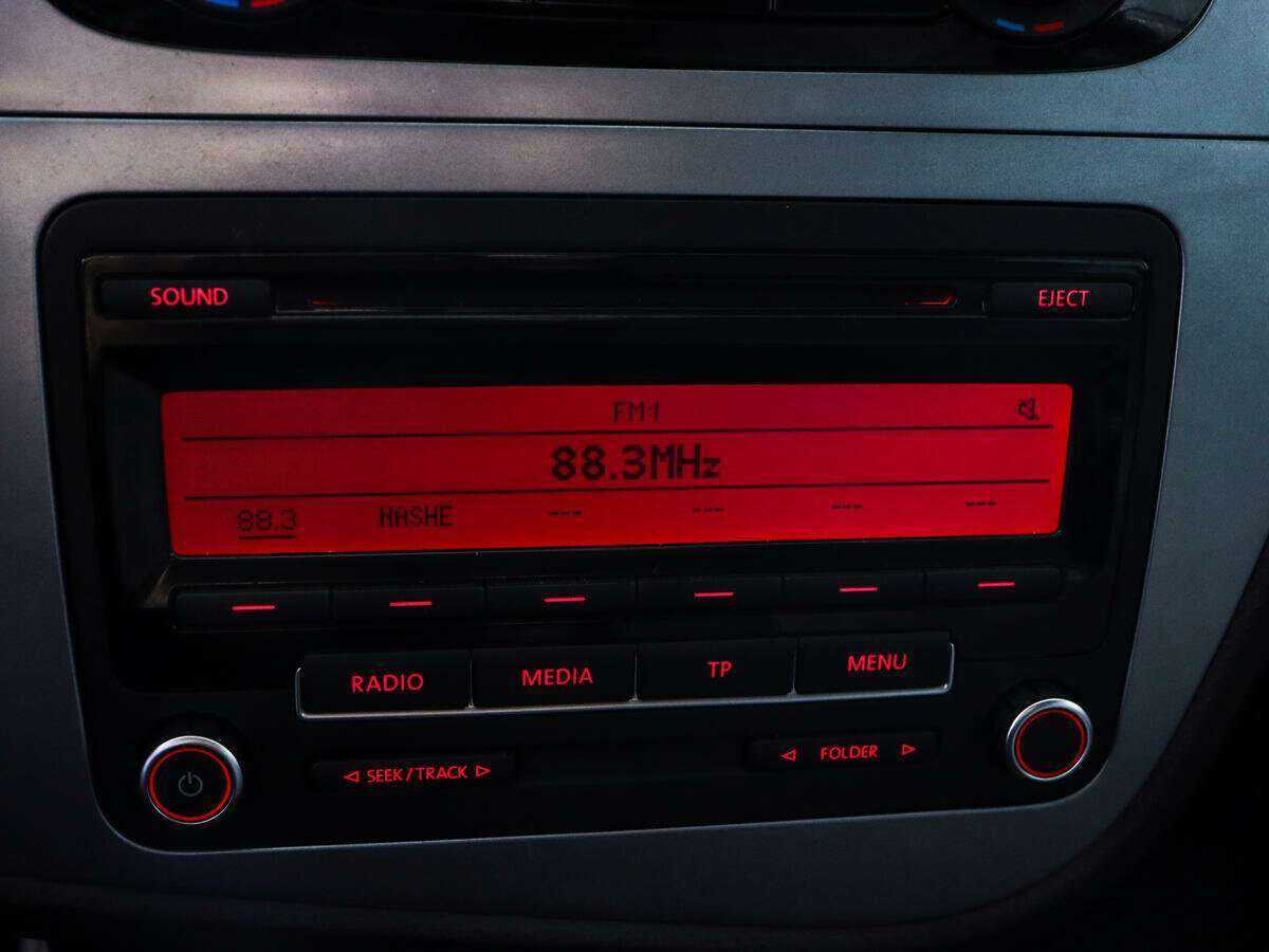 SEAT Leon, 2012 - Фото №13