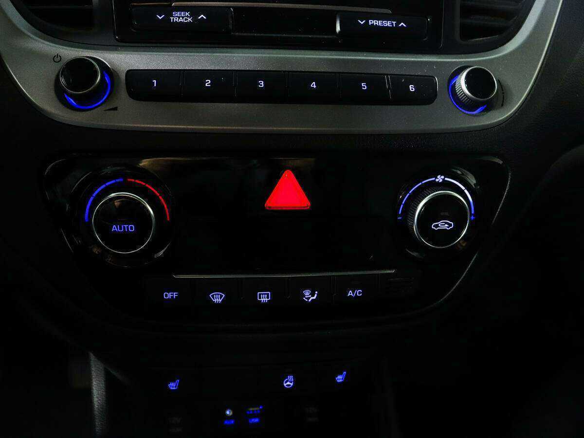 Hyundai Solaris, 2017 - Фото №14