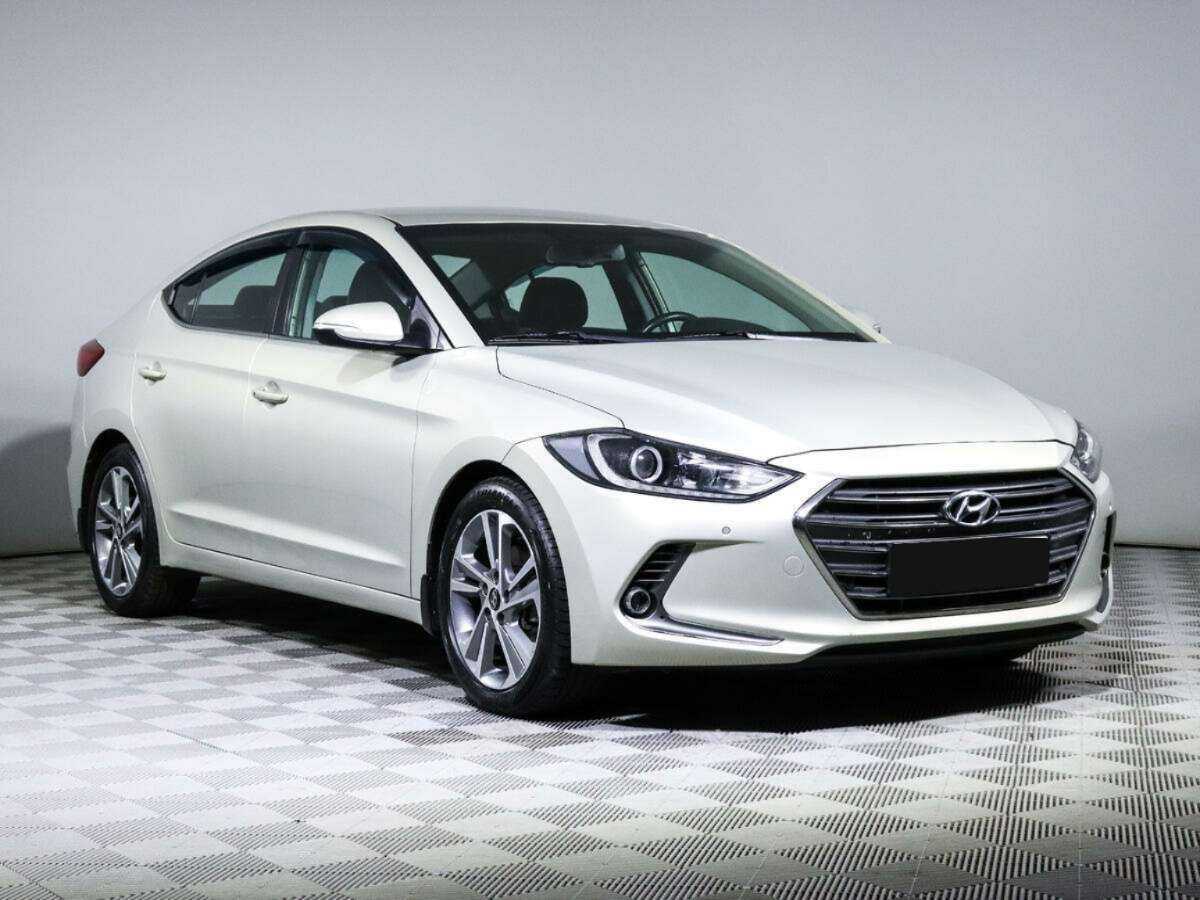 Hyundai Elantra, 2018 - Фото №2