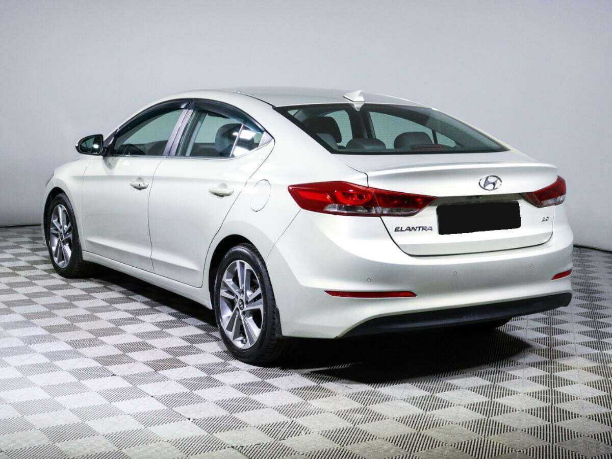 Hyundai Elantra, 2018 - Фото №5