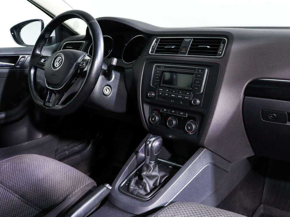 Volkswagen Jetta, 2016 - Фото №7