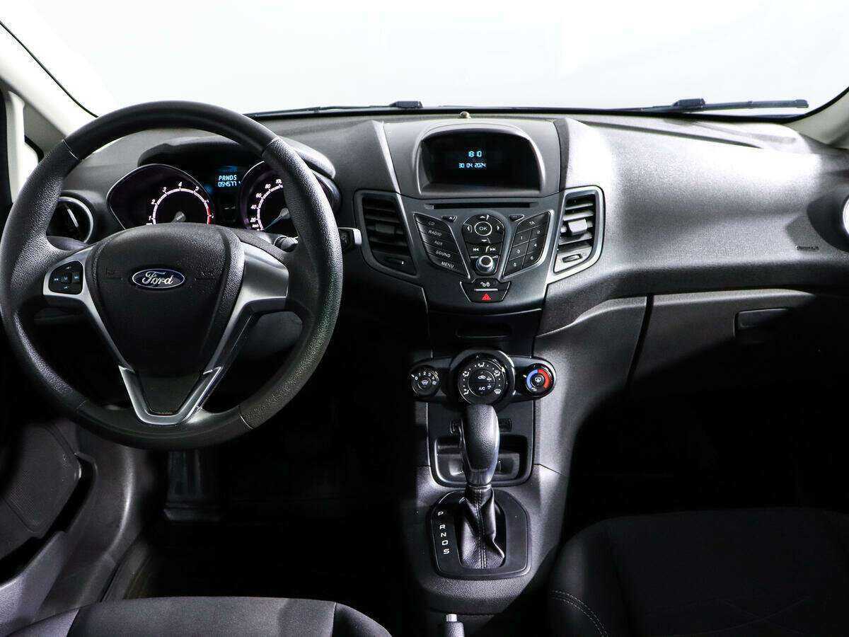 Ford Fiesta, 2017 - Фото №11