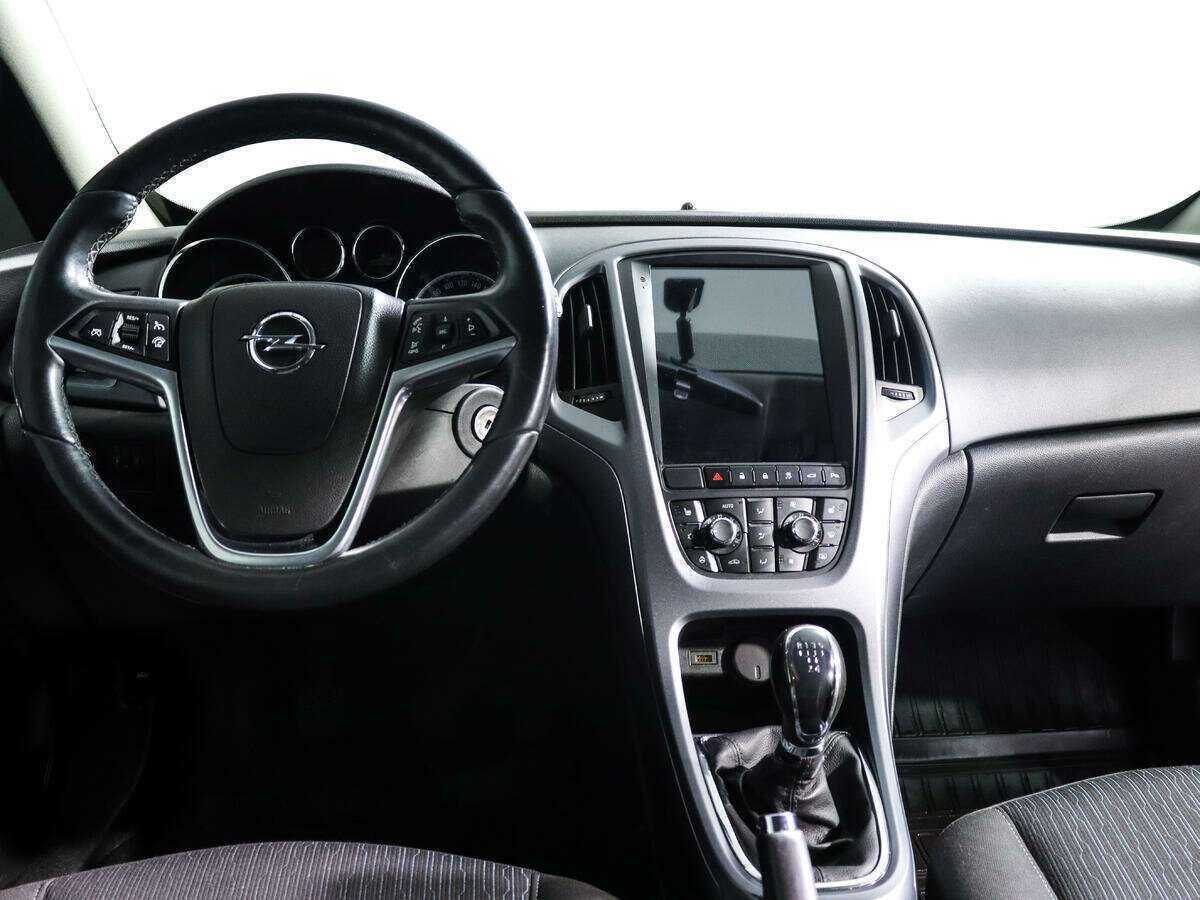 Opel Astra GTC, 2013 - Фото №11