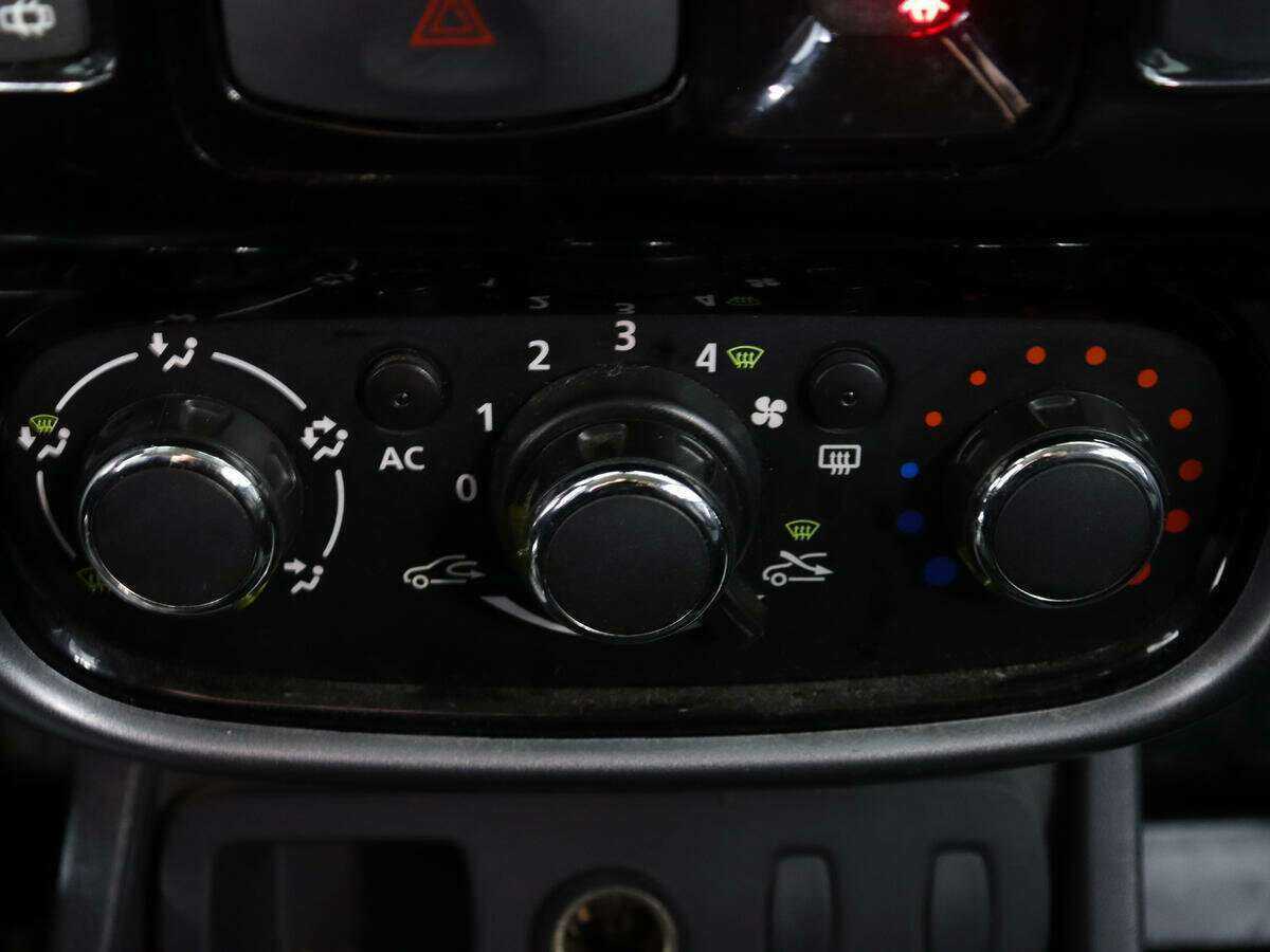 Renault Duster, 2012 - Фото №15