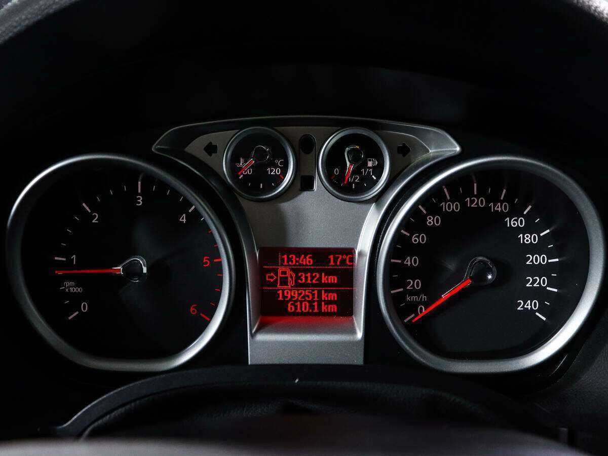 Ford Kuga, 2012 - Фото №8