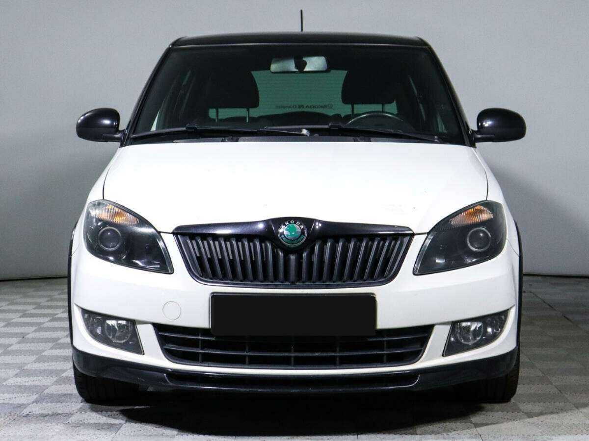Skoda Fabia, 2012 - Фото №1