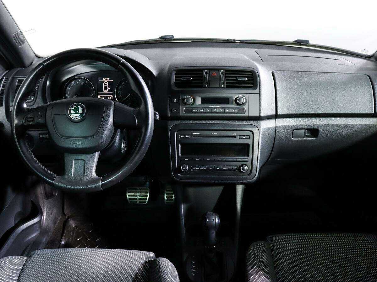 Skoda Fabia, 2012 - Фото №11