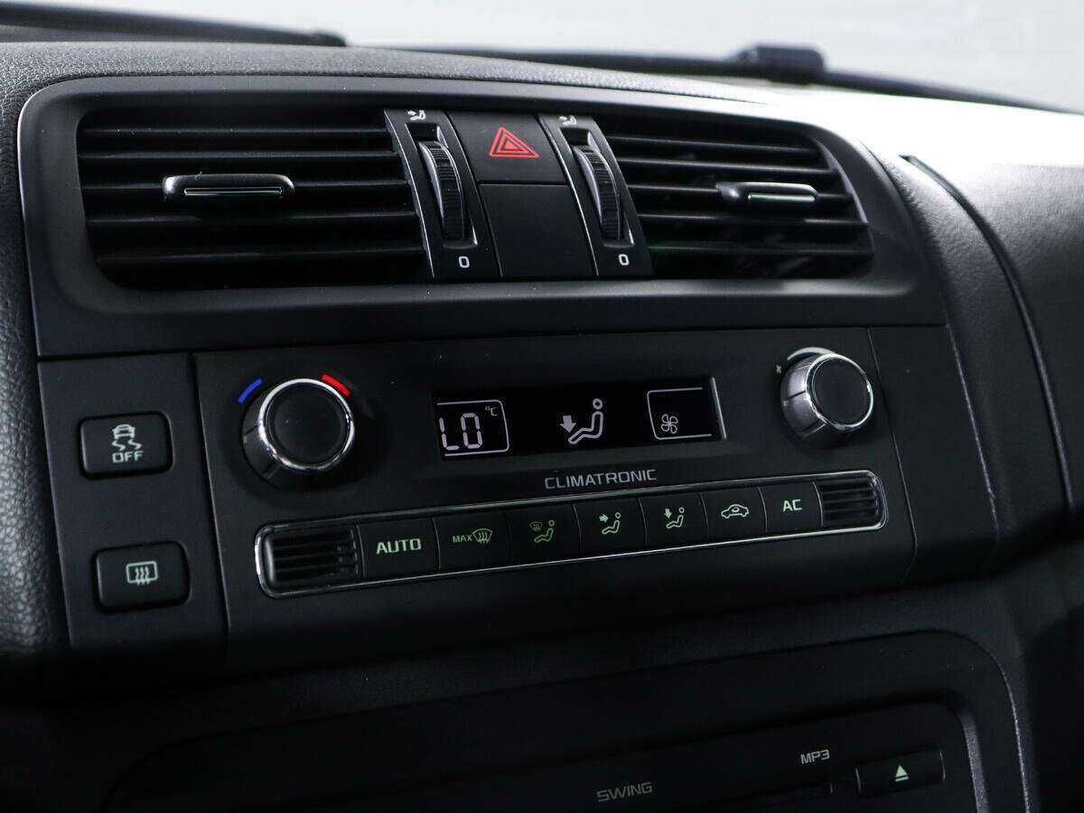 Skoda Fabia, 2012 - Фото №15