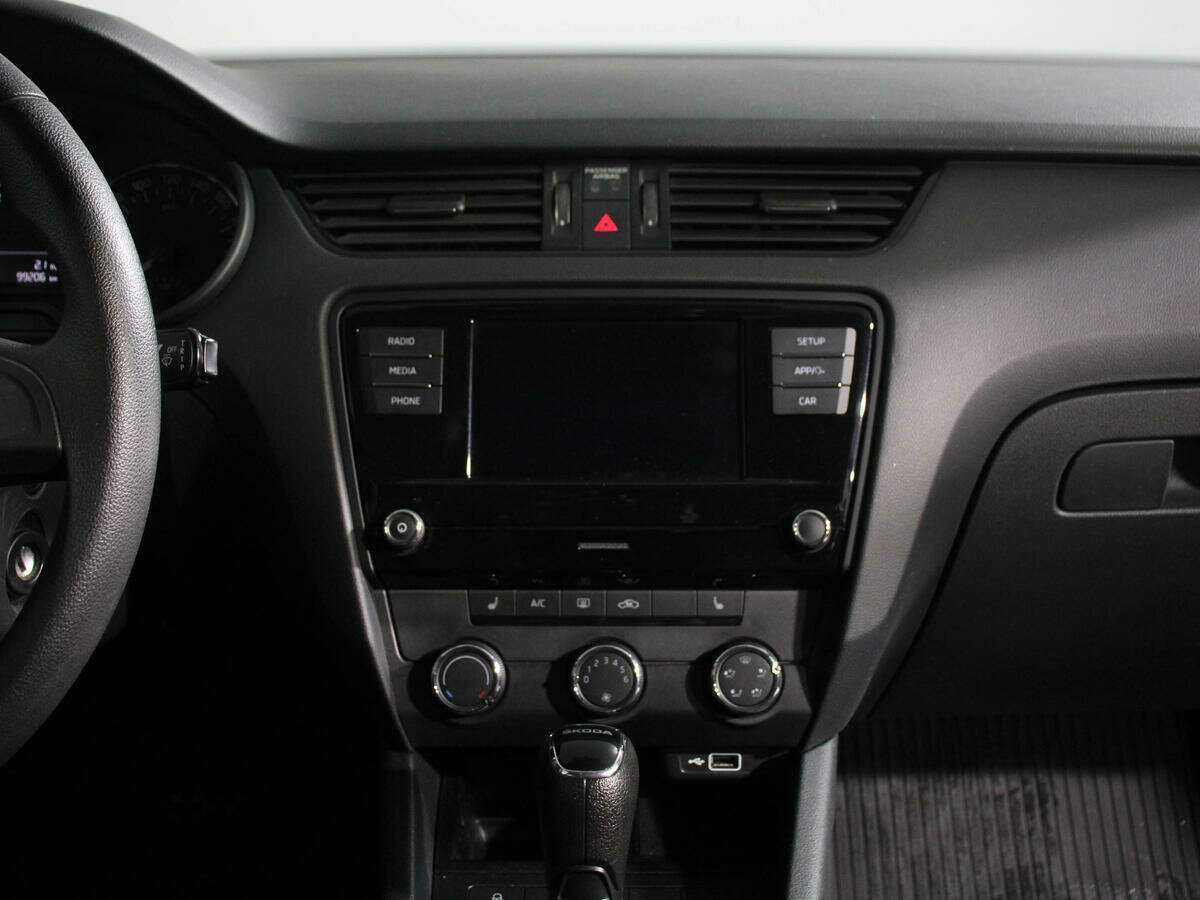 Skoda Octavia, 2018 - Фото №11