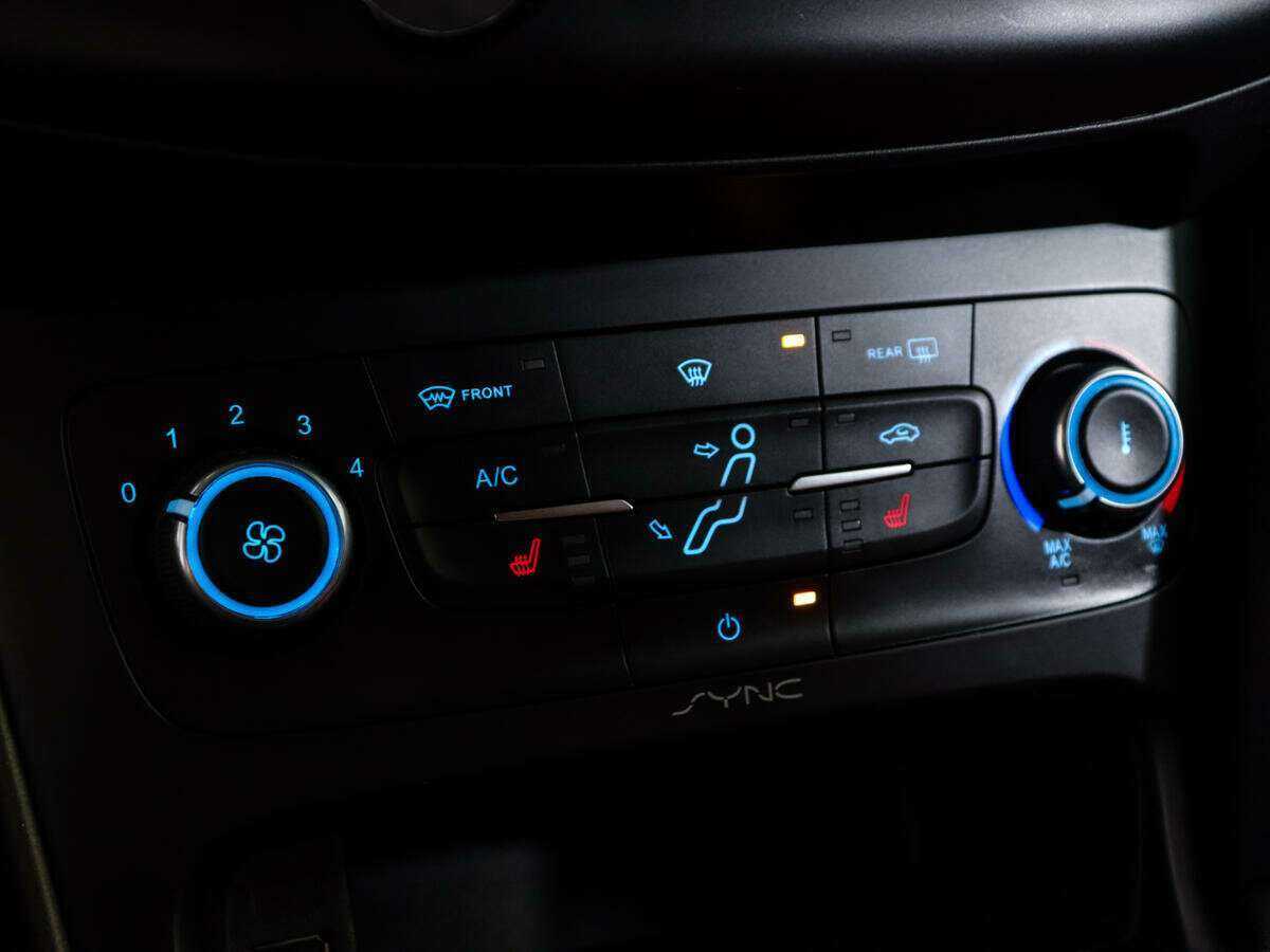 Ford Focus, 2019 - Фото №16