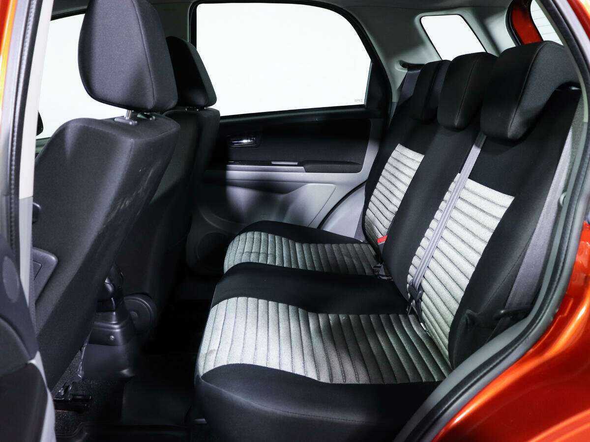 Suzuki SX4, 2013 - Фото №7