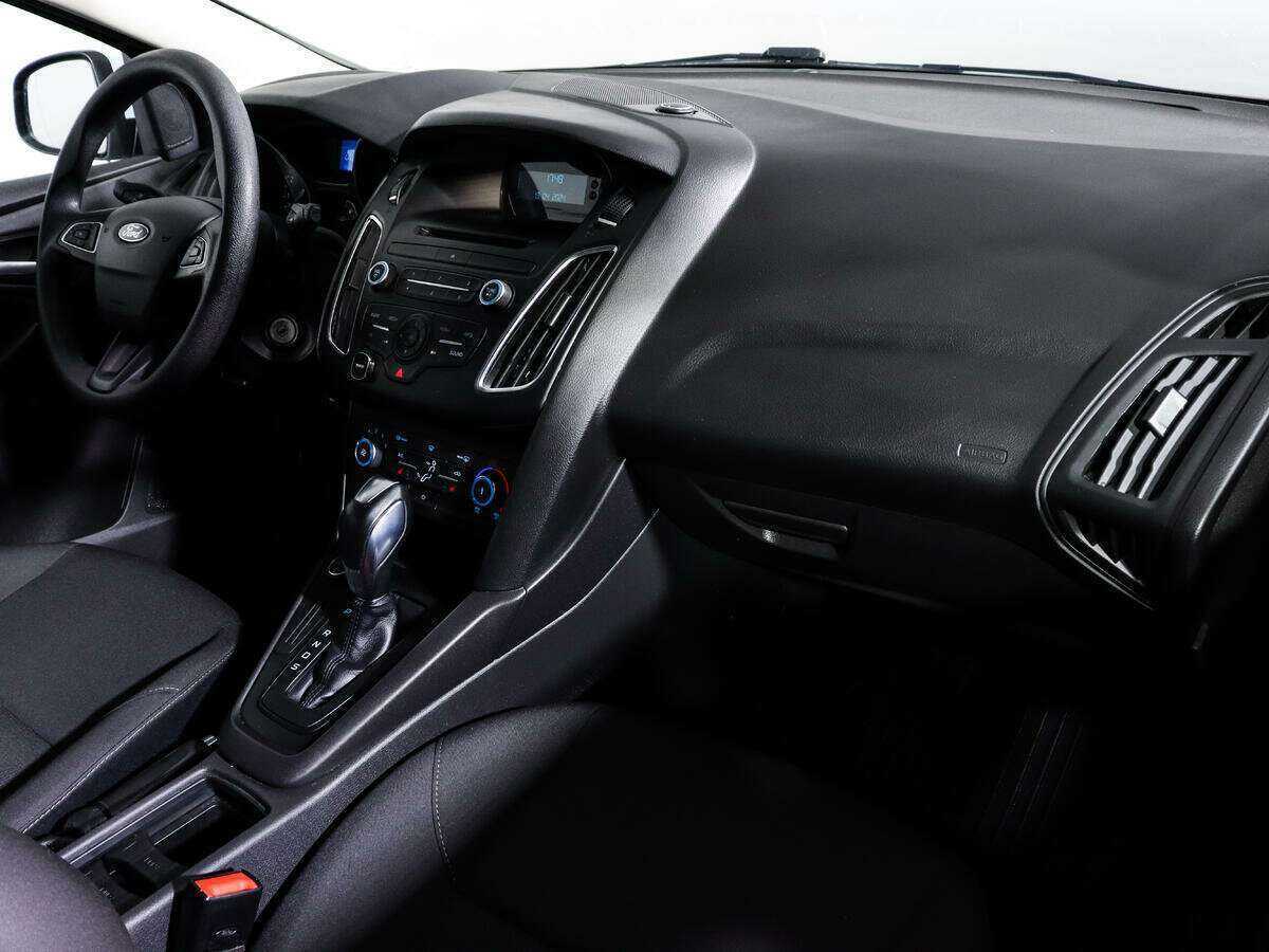 Ford Focus, 2018 - Фото №8