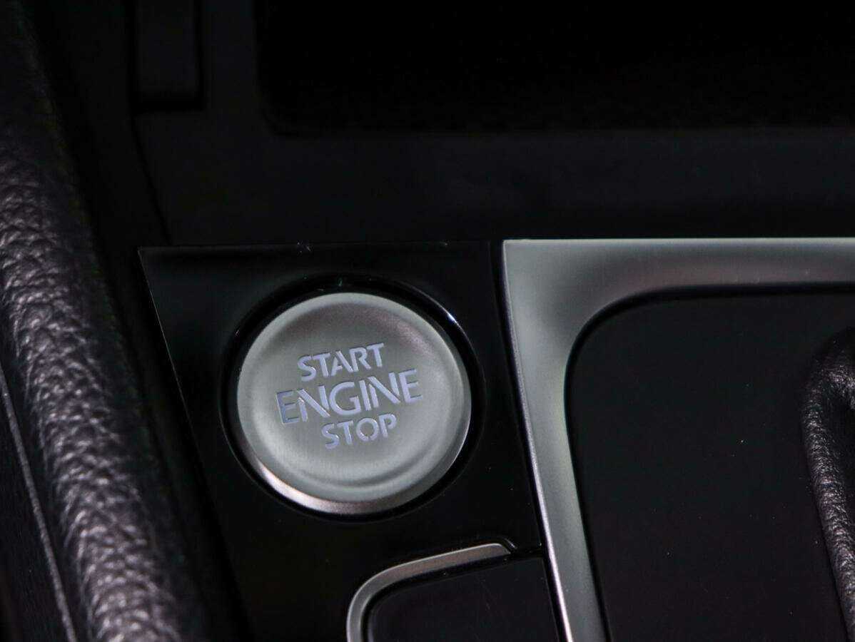 Volkswagen Golf, 2013 - Фото №14