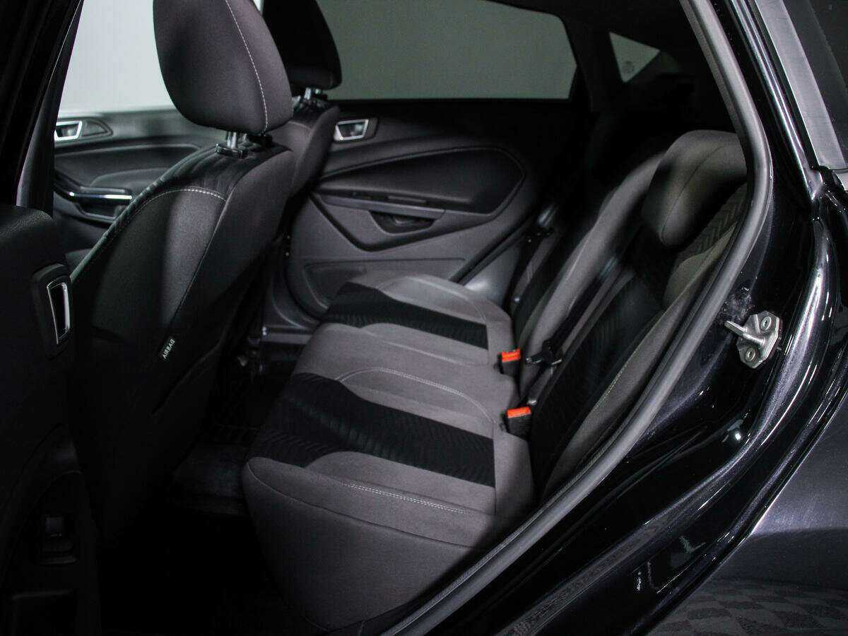 Ford Fiesta, 2015 - Фото №9