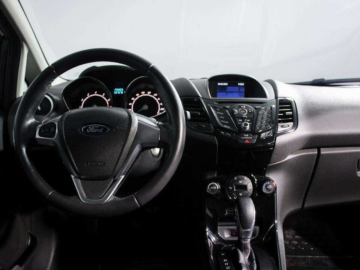 Ford Fiesta, 2015 - Фото №11