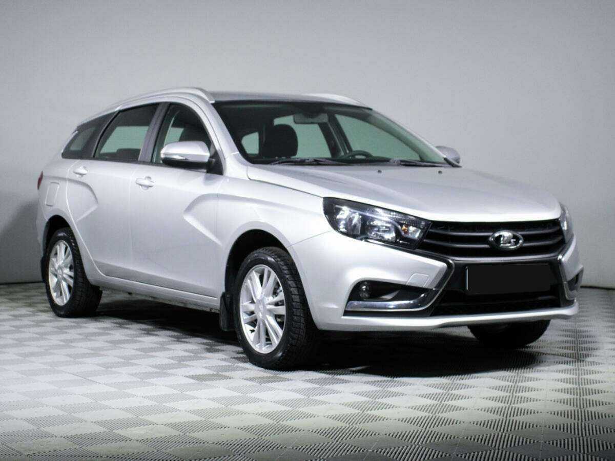 Lada (ВАЗ) Vesta SW, 2019 - Фото №2