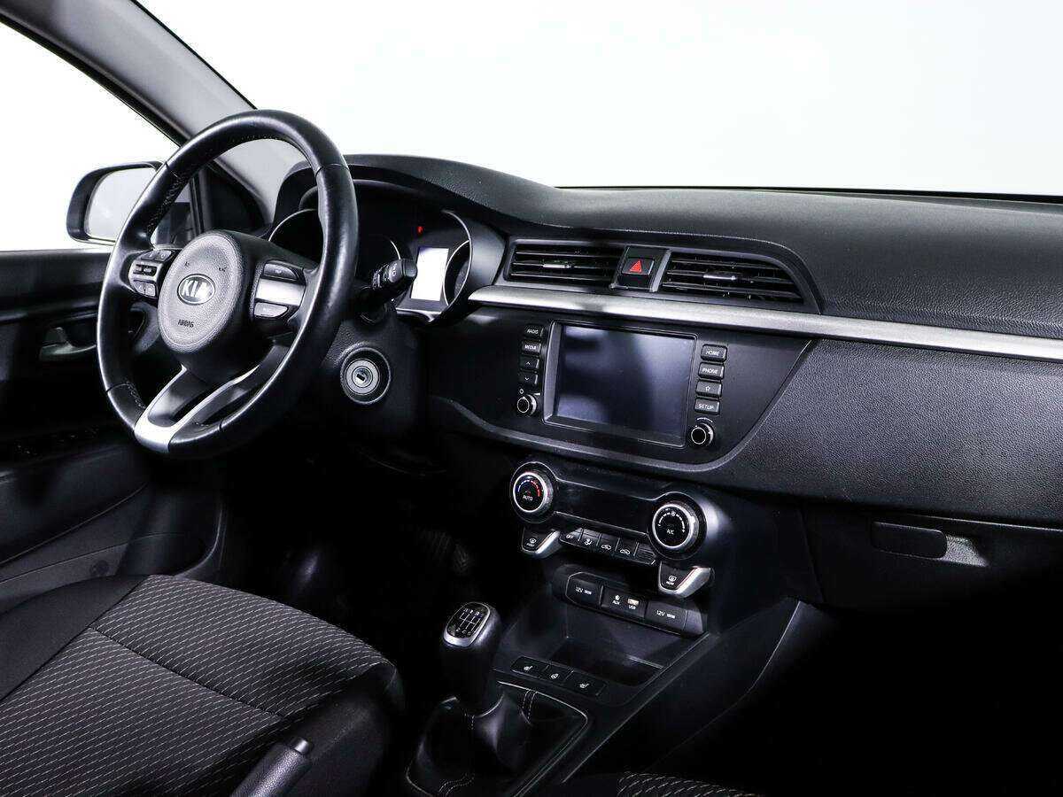 Kia Rio X-Line, 2018 - Фото №8