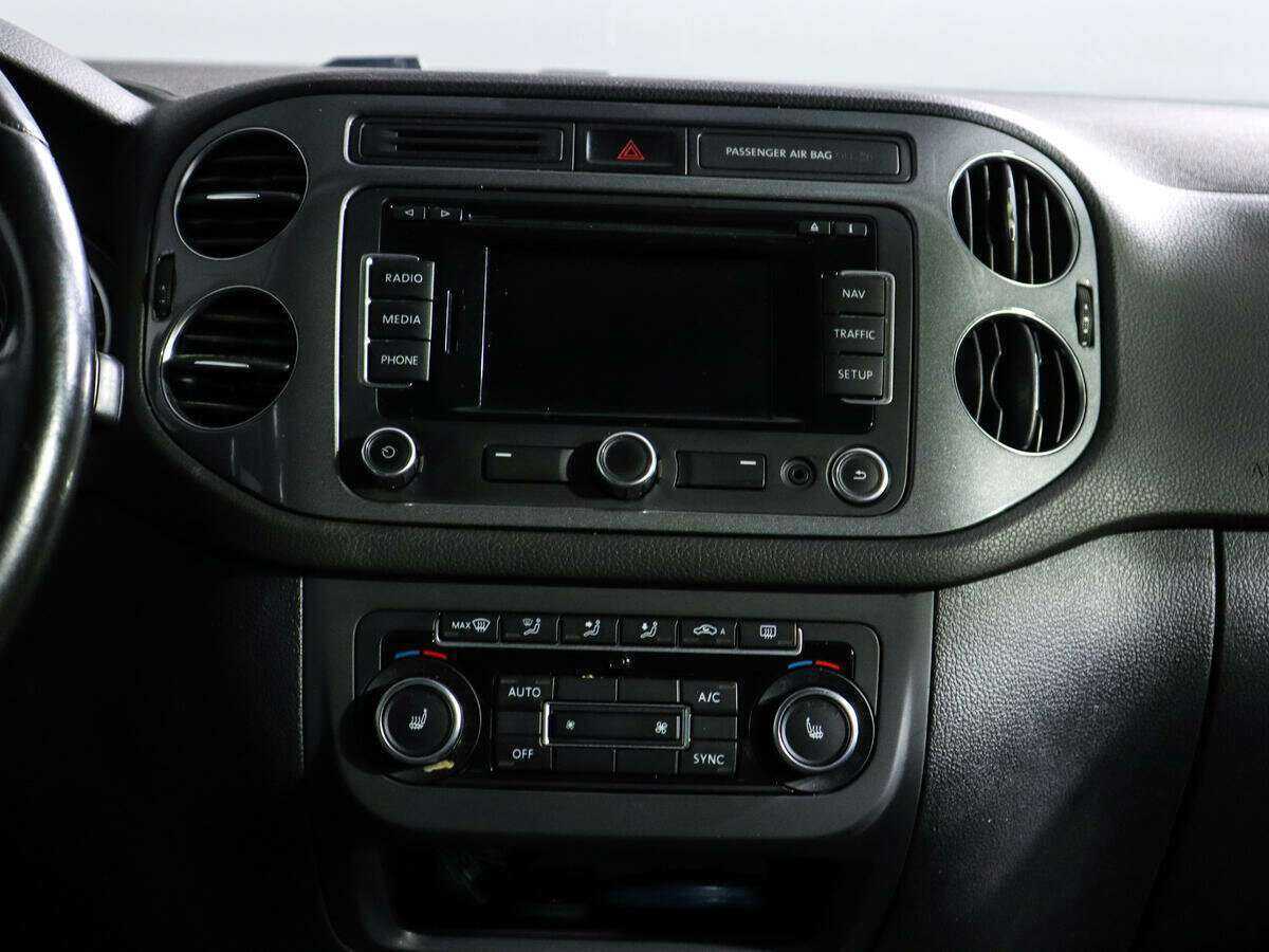 Volkswagen Tiguan, 2012 - Фото №9